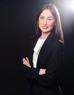 Dominique Lang - Geschäftsführerin der E. Breuninger GmbH &amp; Co. Erfurt